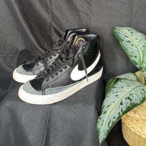 Nike Blazer Black High-Top Sneakers